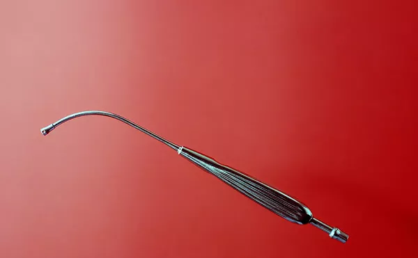 Photographer Tony Chirinos Contemplates Life and Death in "The Precipice"