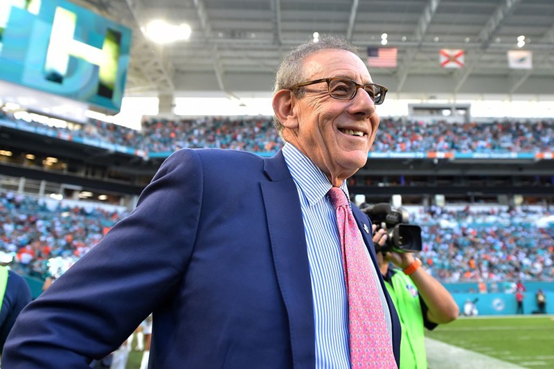 554 Stephen Ross Dolphins Stock Photos, High-Res Pictures, and Images -  Getty Images