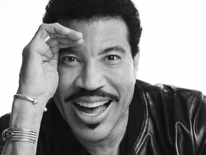 Lionel Richie Deserves to Be Inducted Into the Rock & Roll Hall of Fame