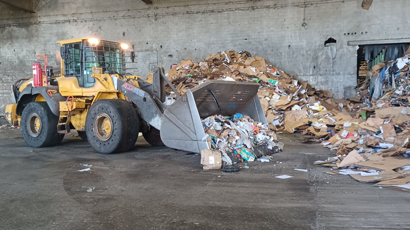 Recycling Lessons From Waste Management's Miami Plant | Miami New Times