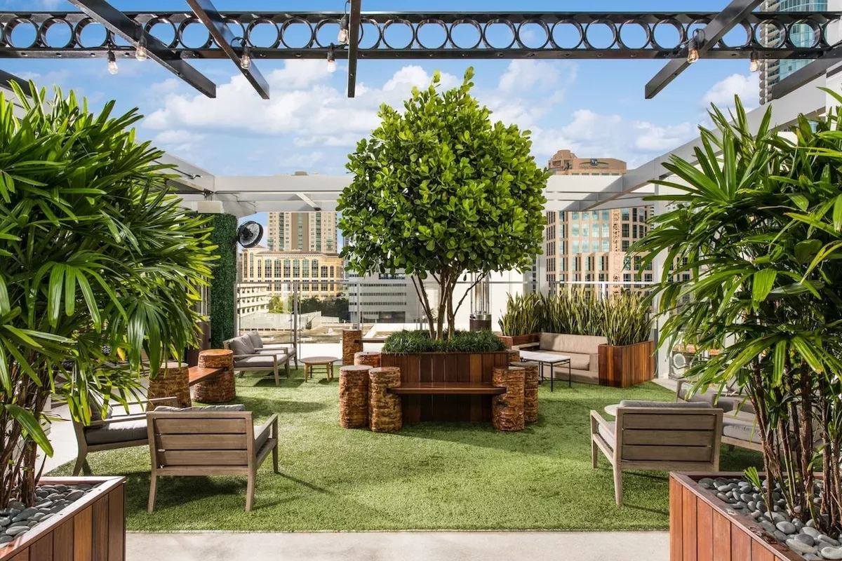 Rooftop 1WLO Fort Lauderdale Small Plates Restaurant