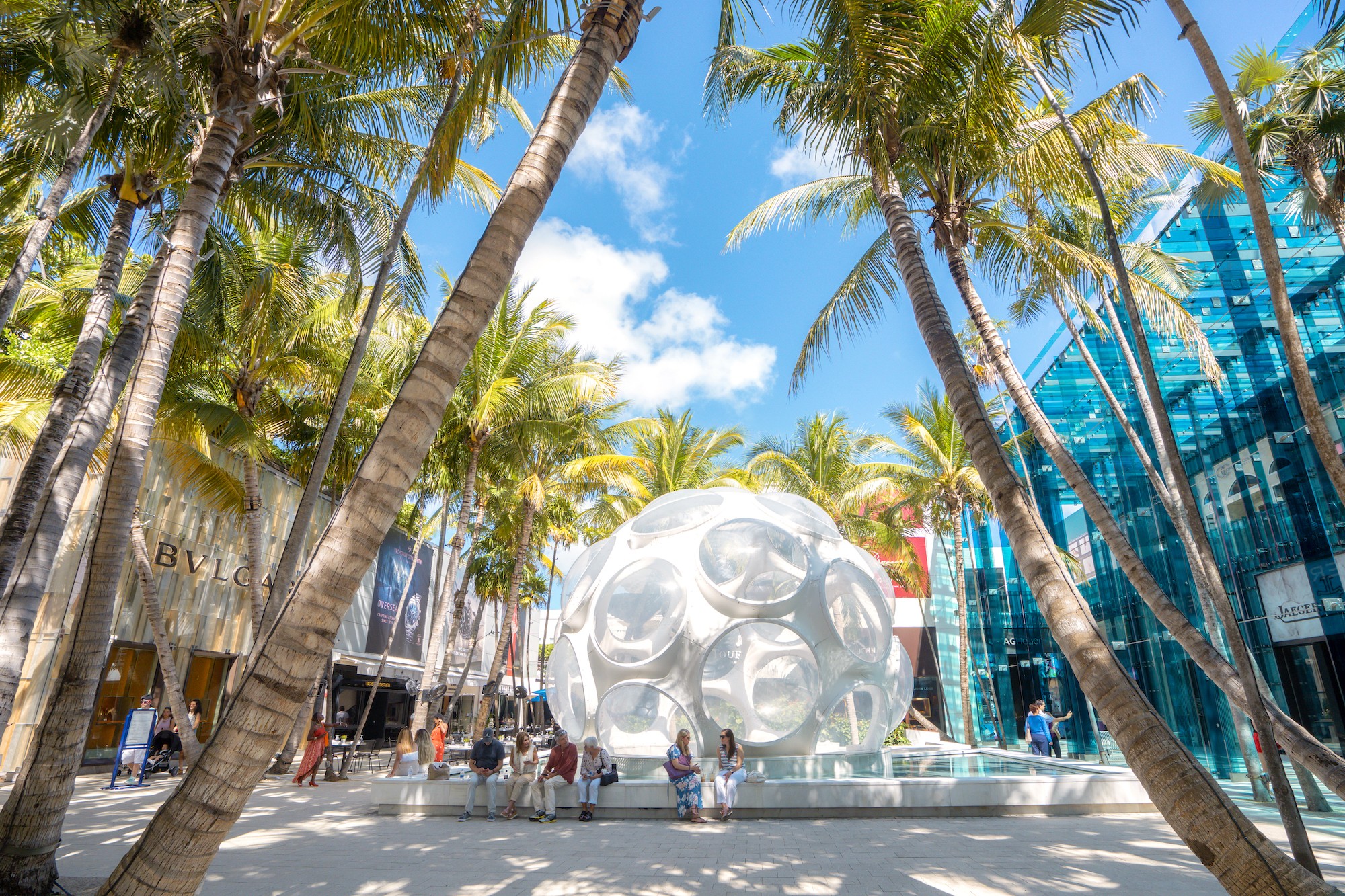 Best Places to Shop in Miami: Aventura Mall, Bal Harbour Shops & More –  Footwear News