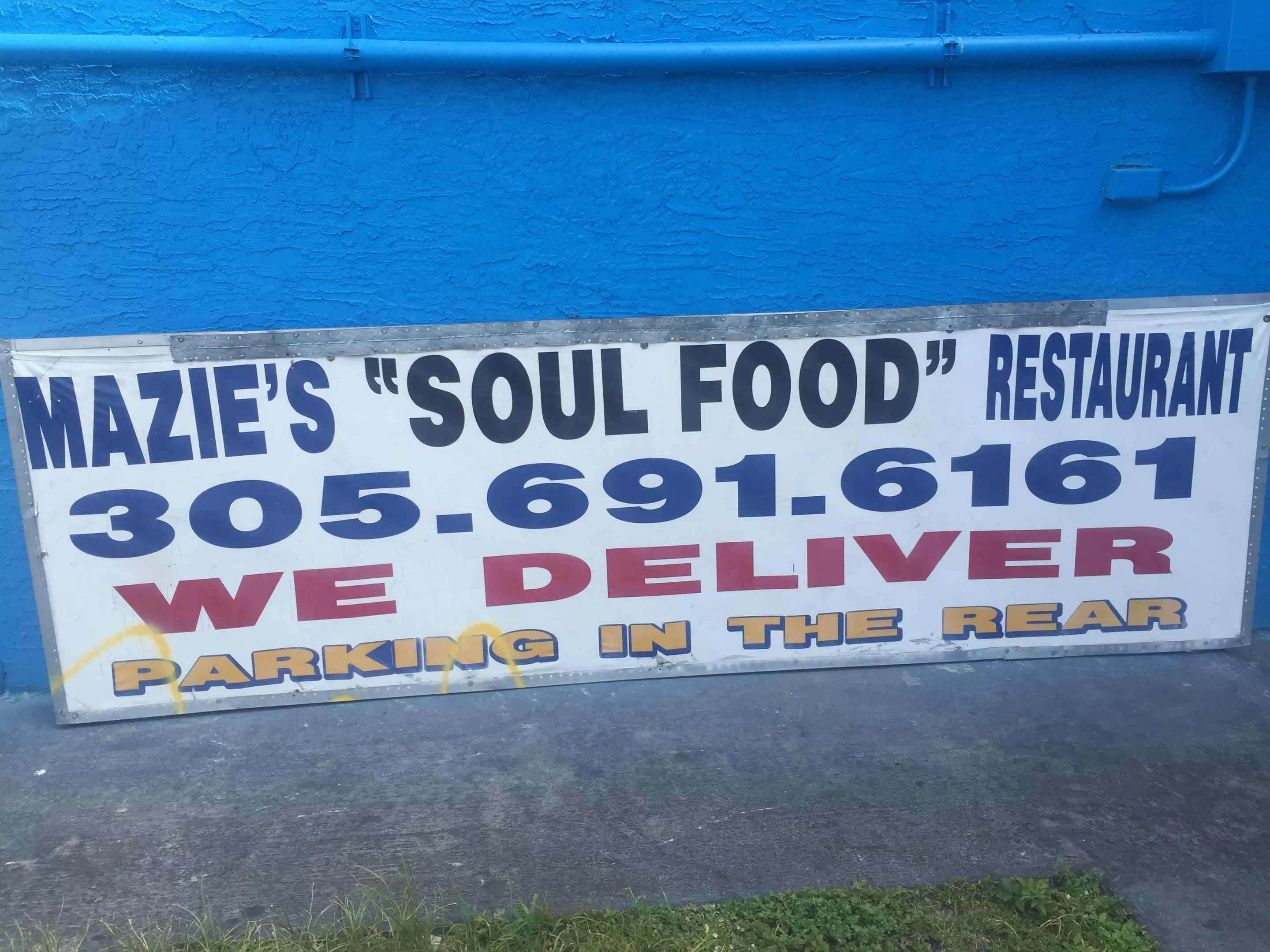 Mazie Restaurant Little Haiti/Liberty City Soul Food, Southern