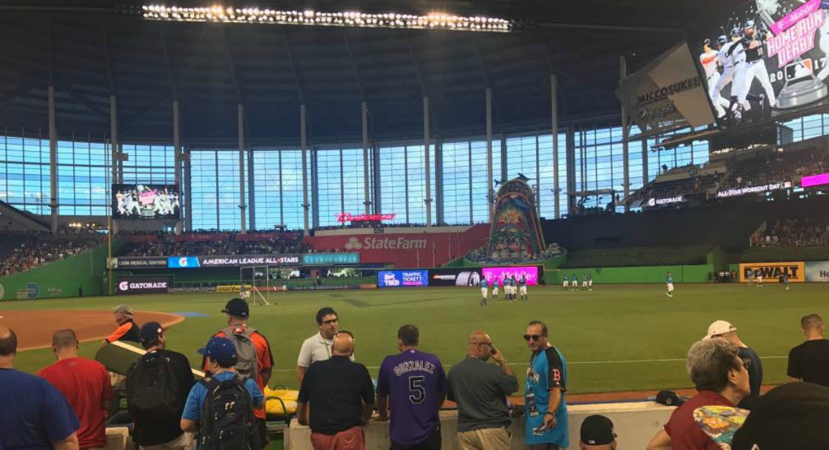 Fans flock to Marlins Park to battle for Home Run Derby balls – Sun Sentinel