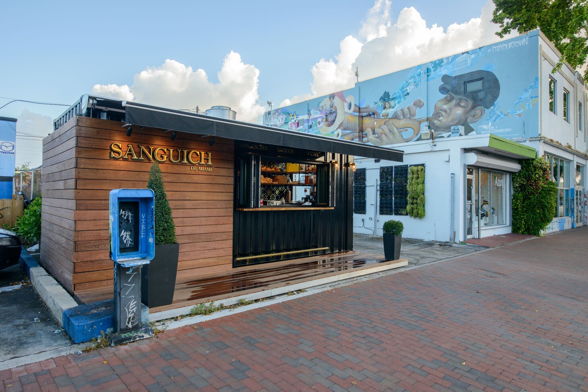 Sanguich De Miami - Cuban Restaurant in Miami