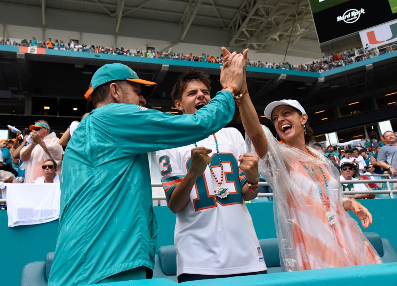 By @profootballhof @miamidolphins fans came from as far away as Mexico  City to meet and h…