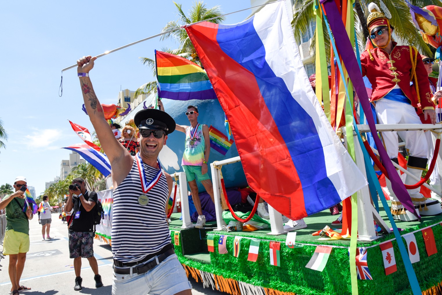 gay pride miami parade