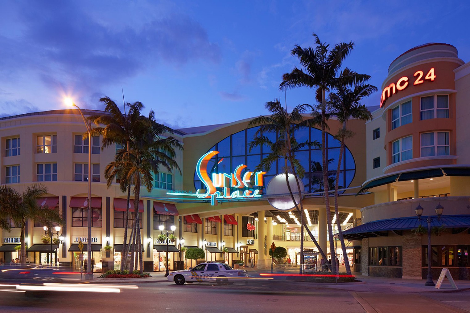 Sunset Place - Shops, Dining & Rated Best Shopping Mall in Miami