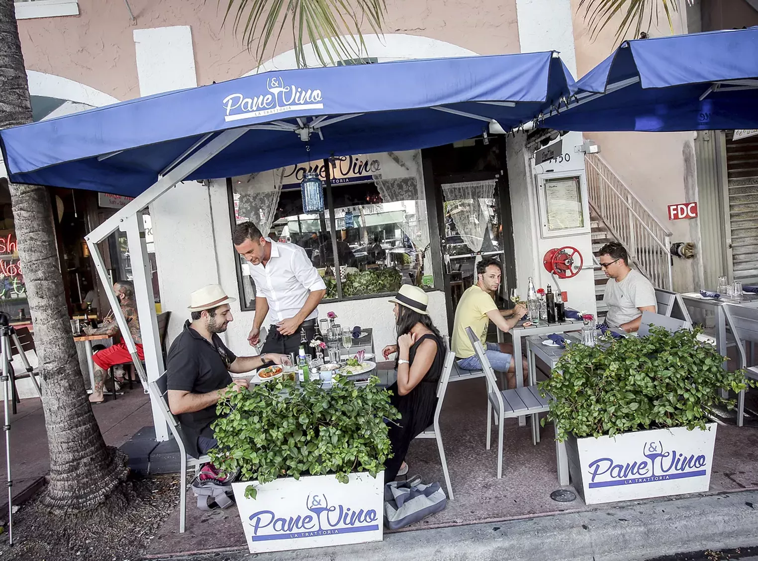 Closer Look Pane & Vino in Miami Beach Miami Miami New Times The Leading Independent News