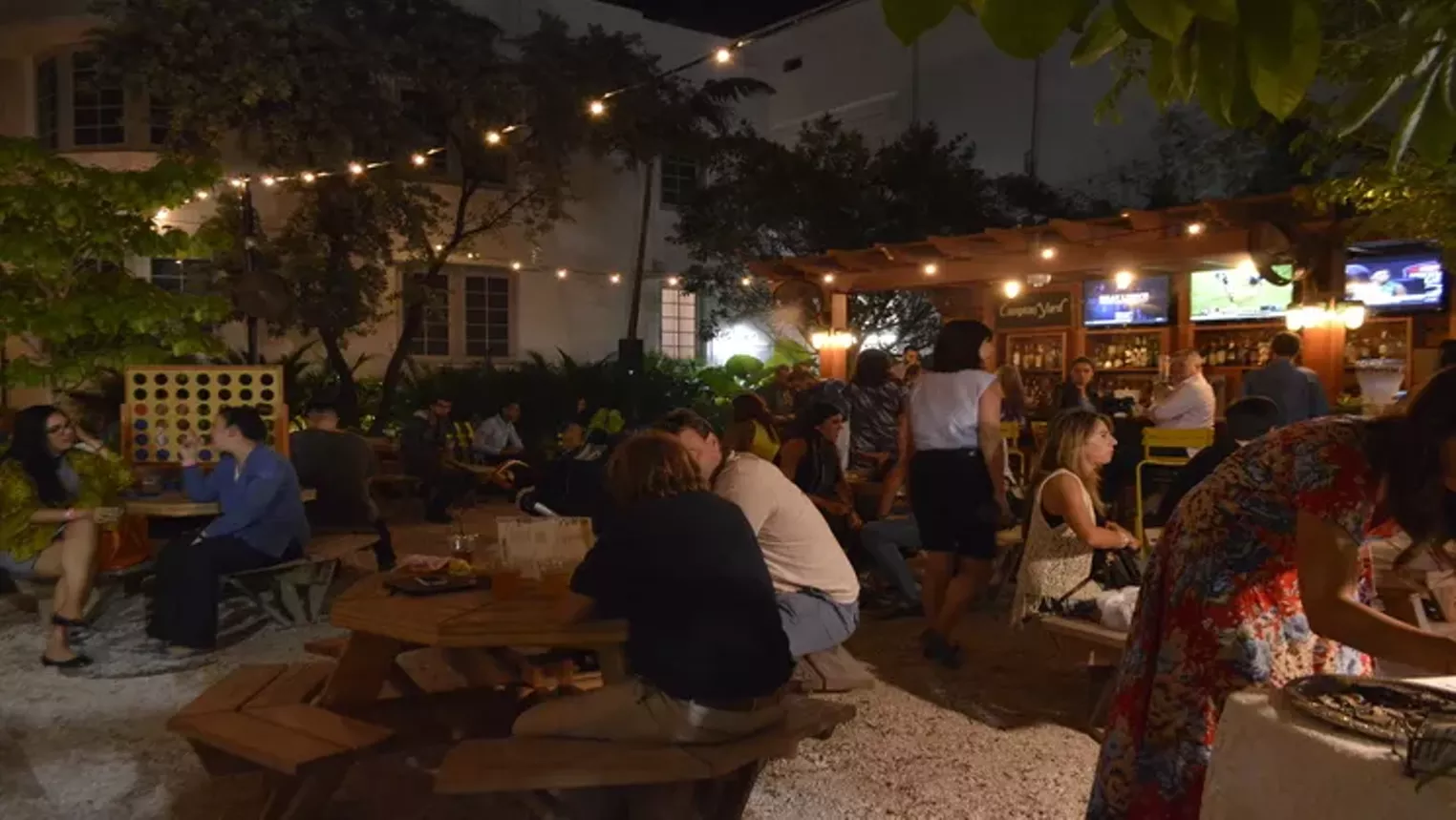 NTSipsNSelfies Campton Yard Miami Miami New Times The Leading Independent News Source