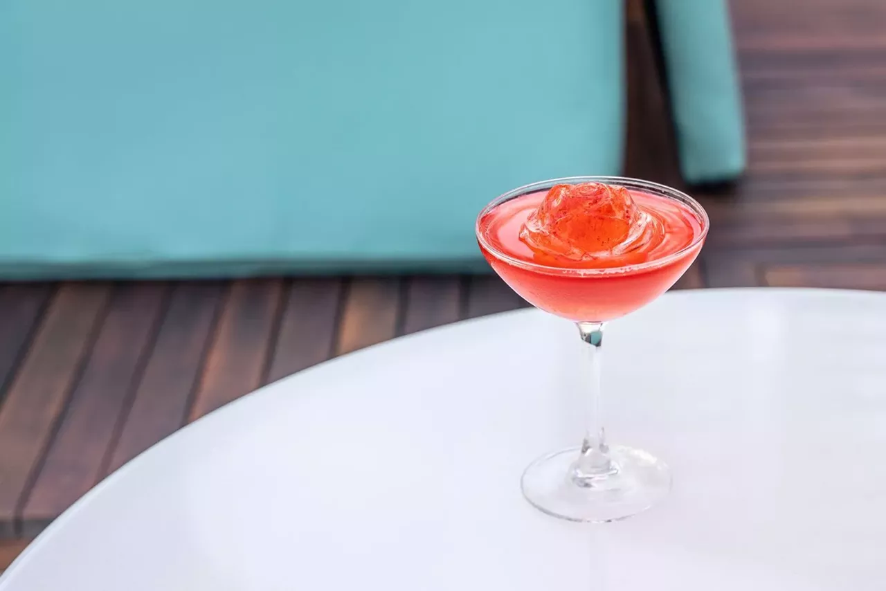 Rosa Sky Rooftop | Brickell | Bars and Clubs | Music
