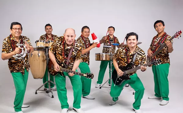 Image: Video: Los Mirlos Bring Amazonian Cumbia to the Miami Beach Bandshell