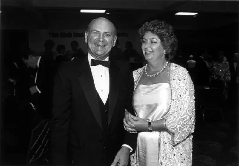 Image: Wayne Huizenga with his wife Marti (right), who died in January 2017.