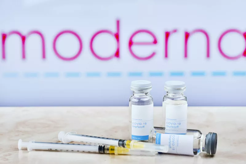 Image: The Moderna vaccine is available at retail pharmacies and other sites in Miami-Dade.