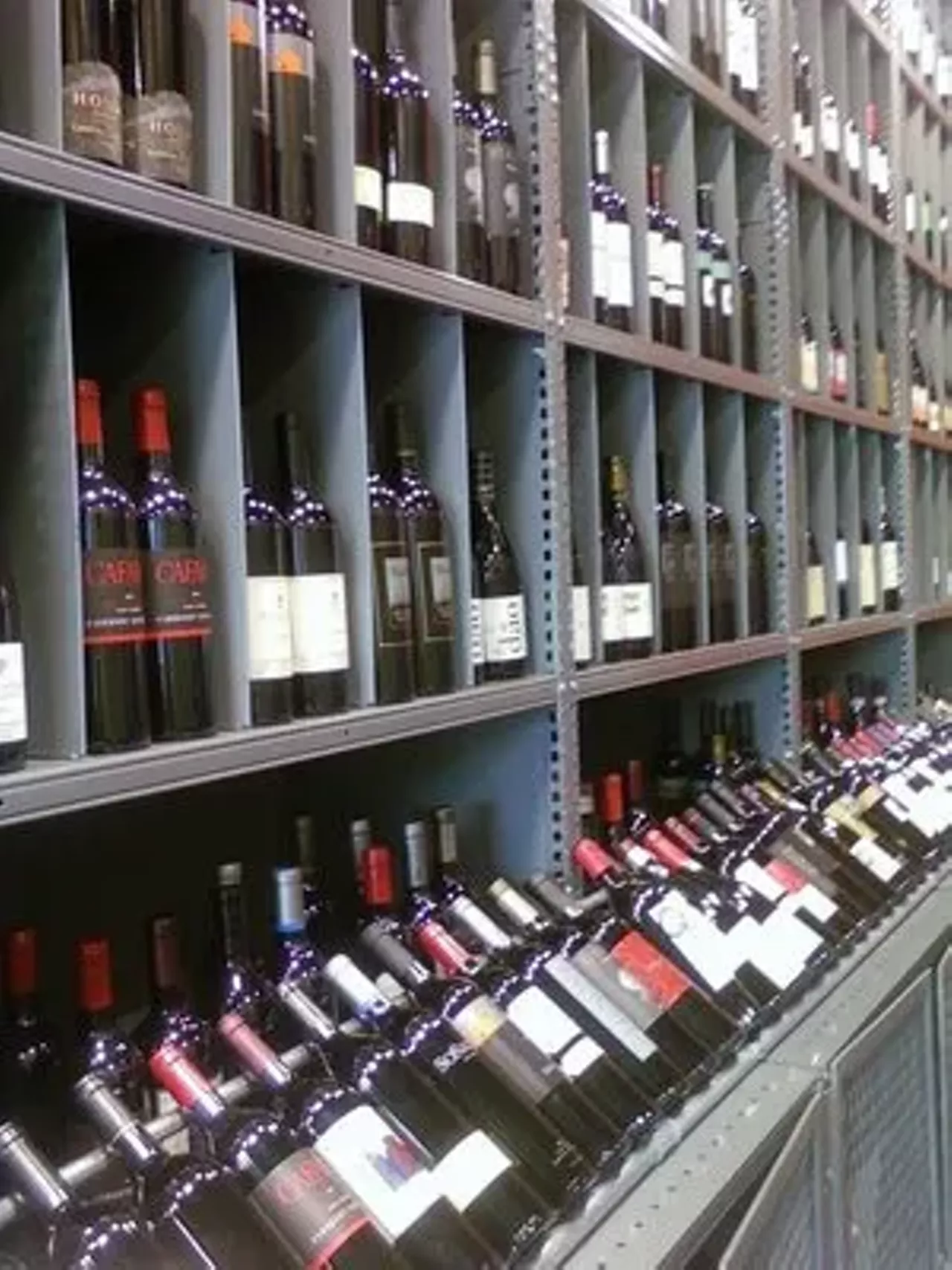 Wolfe's Wine Shoppe Coral Gables/S. Miami Wine Bar, Restaurants